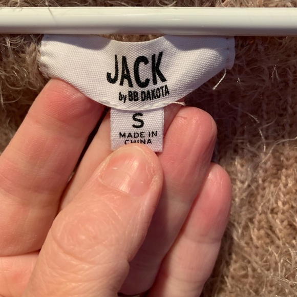 Jack by BB Dakota V-neck Eyelash Fuzzy Sweater in Mauve Small - Picture 4 of 6